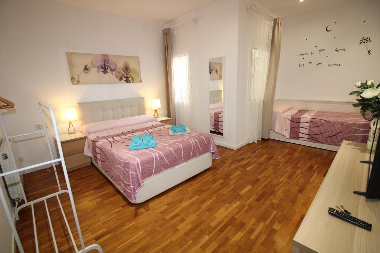 Rooms Arago Barcelona Bagian luar foto