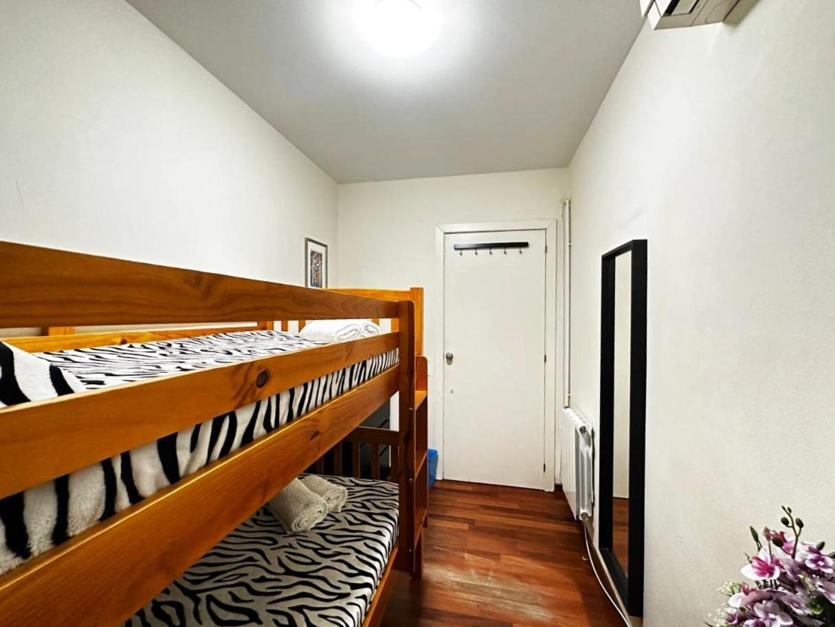 Rooms Arago Barcelona Bagian luar foto