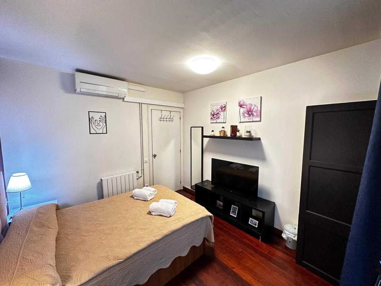 Rooms Arago Barcelona Bagian luar foto