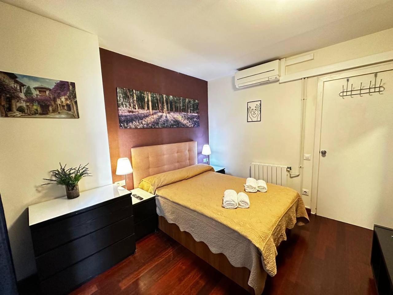 Rooms Arago Barcelona Bagian luar foto