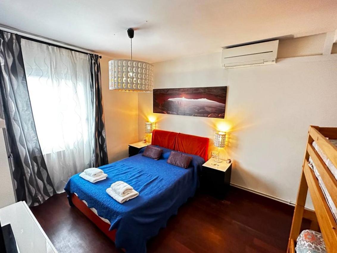 Rooms Arago Barcelona Bagian luar foto