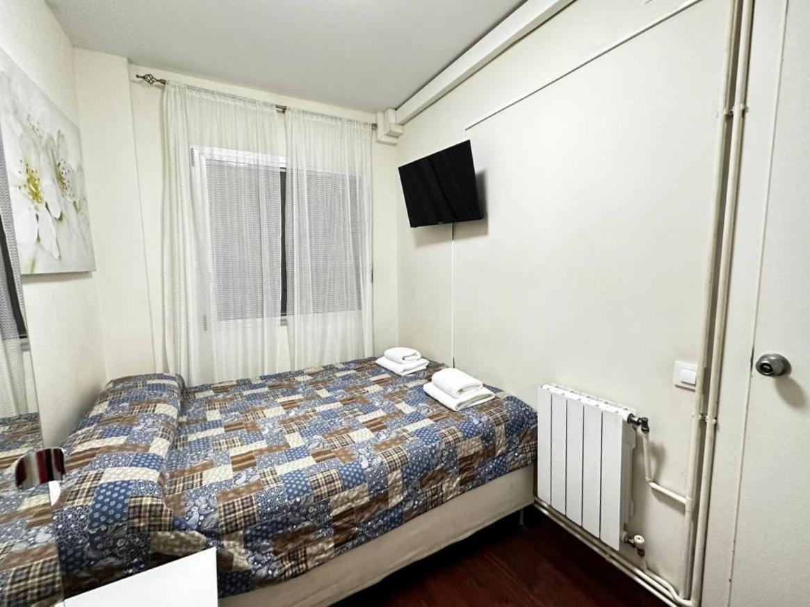 Rooms Arago Barcelona Bagian luar foto
